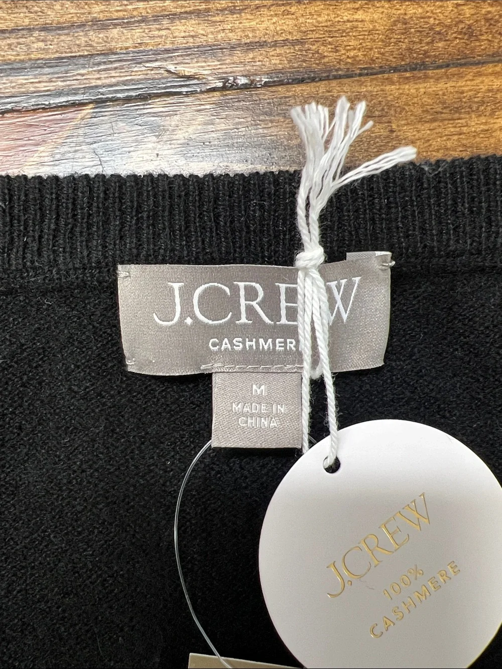 J. Crew Cashmere relaxed V-neck sweater in Black Size Medium NWT